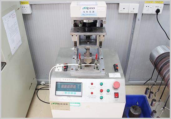 UL62電源線(xiàn)夾擠試驗(yàn)測(cè)試機(jī)構(gòu).jpg