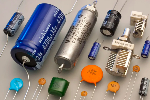 這3種電器千萬不要自己修，拔了插頭也帶電！.jpg